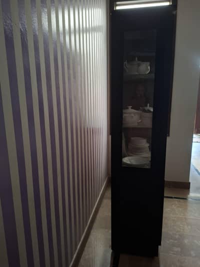 divider and sofa 5 seater