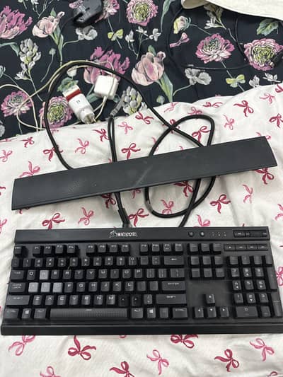 Corsair Gaming K70 LUX Keyboard - Mechanical keyboard