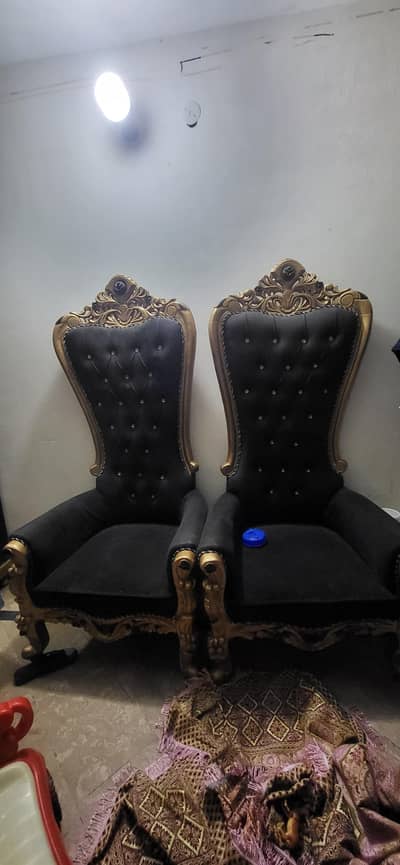 Royal Luxury Throne Chair – Premium Velvet & Gold Finish