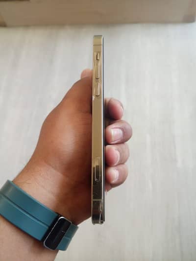 I phone 12 pro (128) gb non pta