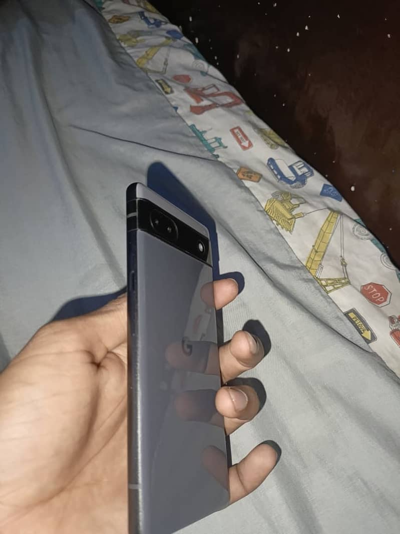 Google Pixel 6a 4