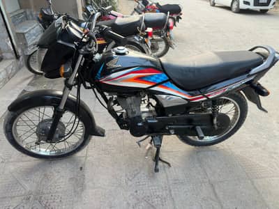 Honda CG 125 Dream 2017