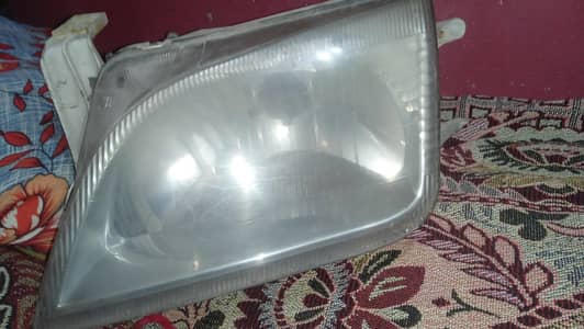 cultus headlight pair condition 10/7 no damage all ok