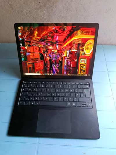 Microsoft Surface Laptop 3, i5 10th Gen, 8/256 2k Touch Screen Premium