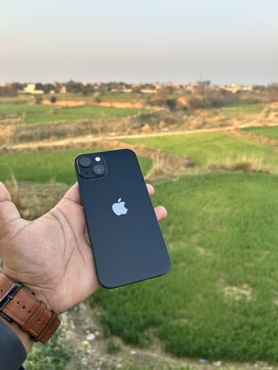 Iphone 13 jv 128gb LLA lush condition in official warranty