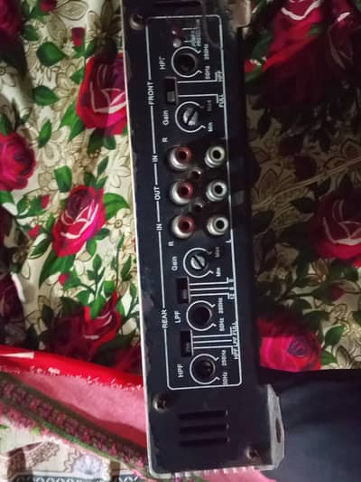 8000 warr ka amplifier ha