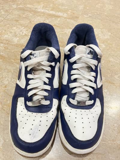 NIKE AIRFORCE 1 LV8 SAIL NAVY