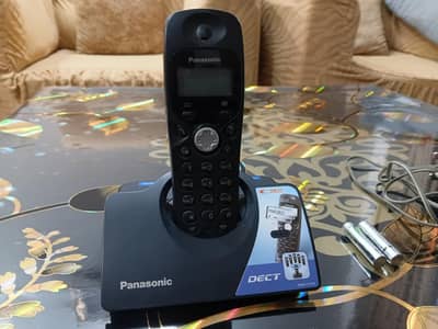Panasonic Cordless Wireless Phone KX-TCD430EB