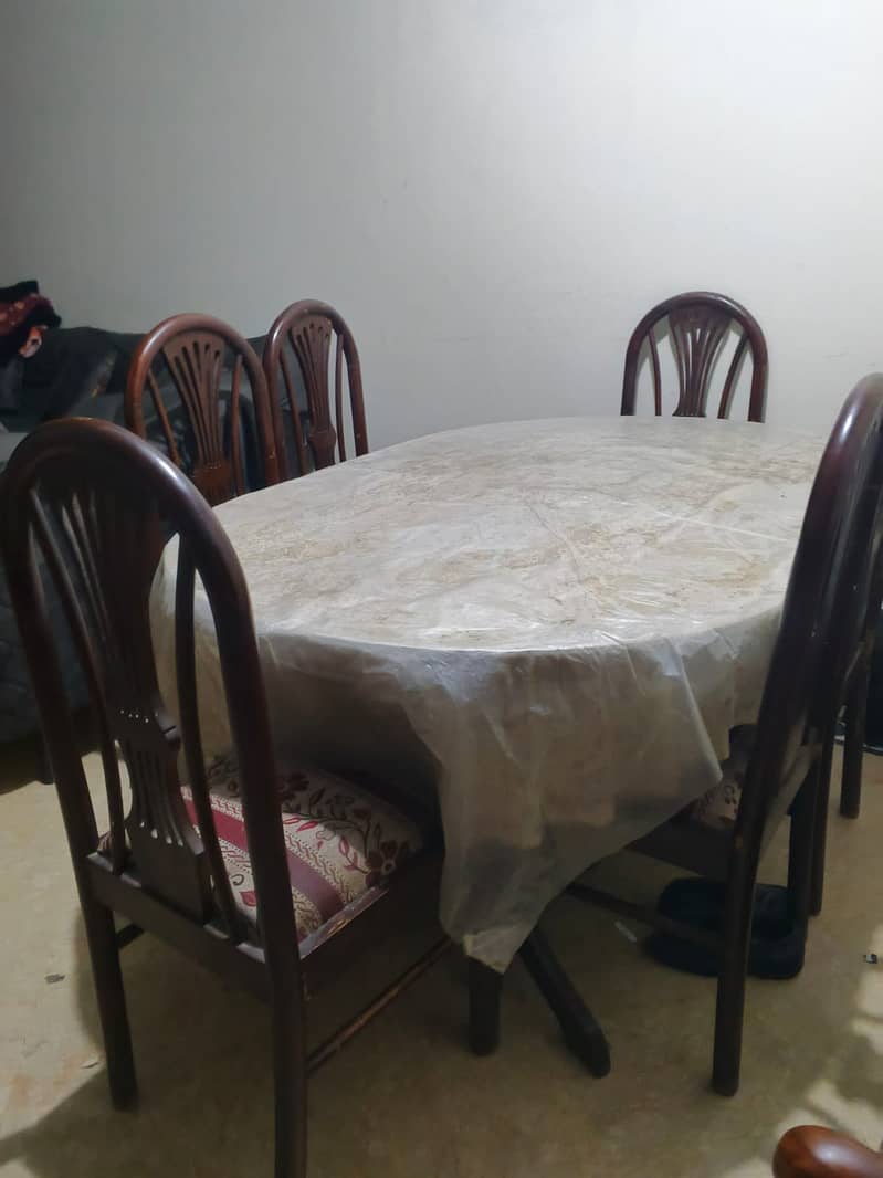 6 seater dining table 1