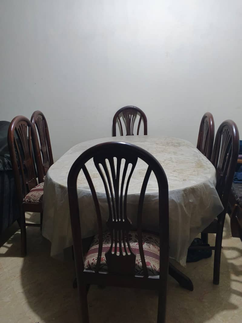 6 seater dining table 3