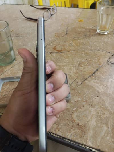 tecno spark 40 he 2 monnth chala he