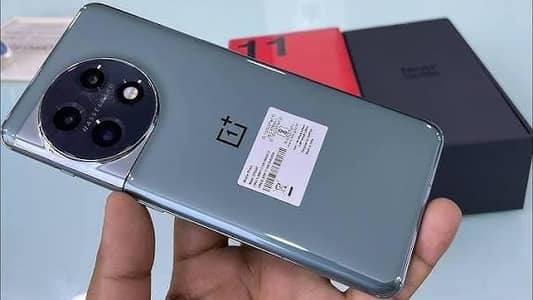 One plus 115g UK Varient (16+256)  Green Line