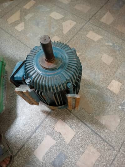 15 hp moter orginal 1400 rpm 0306/690/27/12