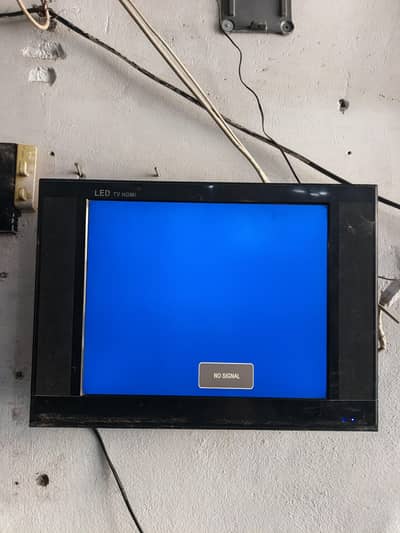 19 Inc lcd