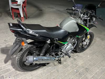 Yamaha ybr125G model 2025