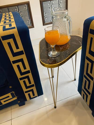 Stylish And Functional Coffee Table -1 PCs Enhances Indoor Ambiance