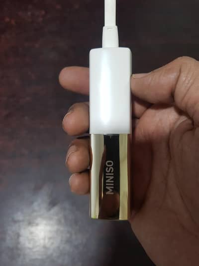 miniso portable charger 5000mah