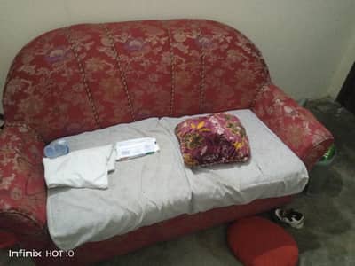 sofa very good condition 3 2 1  sofa red couler arjmat sale
