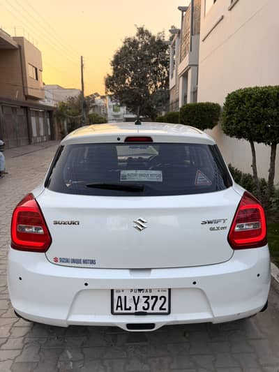 Suzuki Swift Glx full option 1st Owner