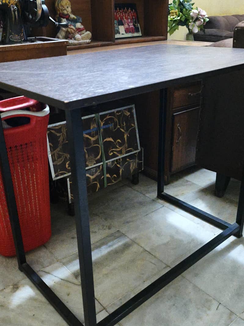 Study Table / Laptop Table / Iron Table 2