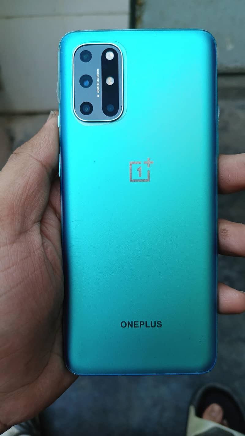 One plus 8t 1