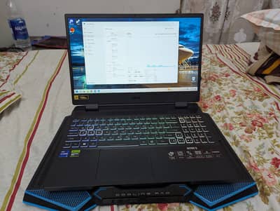 Acer Nitro 5 - i9 - RTX 4060 8GB - 32 GB RAM - 2 TB SSD