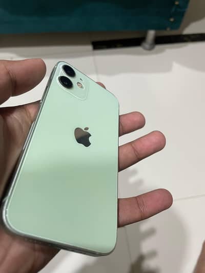 I phone 12 in mint condition