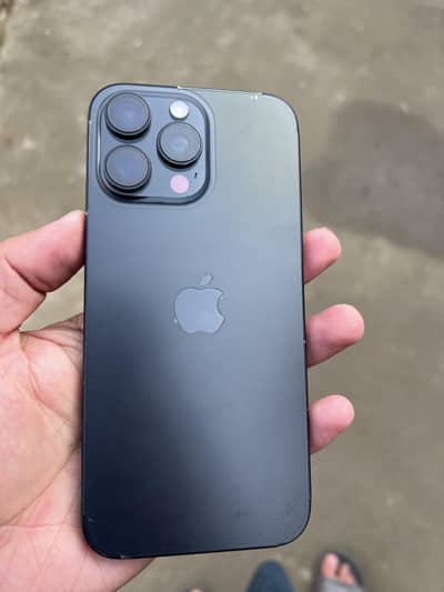 I am sale iPhone 16 pro max 512gb iCloud locked
