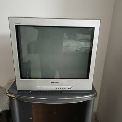 Sony 32 "  Colors TV