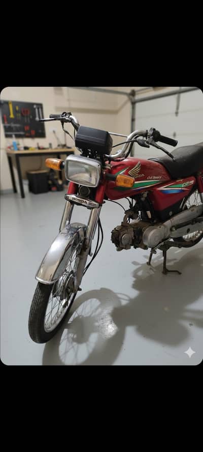 Honda cd70 2016 bio matric on spot total genuine bike and papers compl
