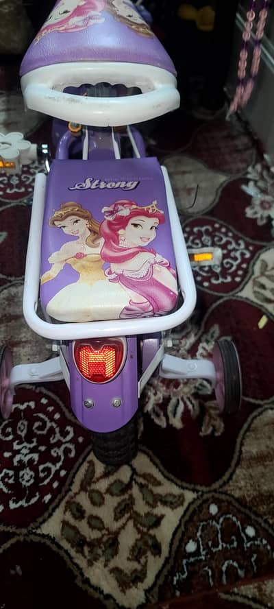 baby girls new condition cycle