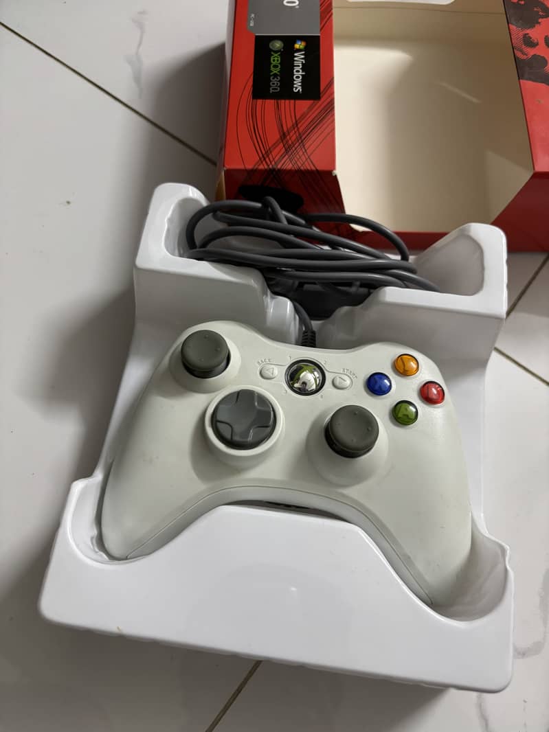 Xbox 360 controllers 1