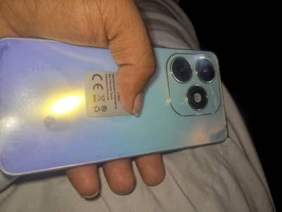Techno spark 20 8+8gb 256gb only exchange iPhone 11 12 13