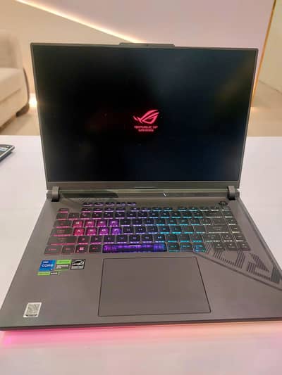 ASUS STRIX RTX 4060 i7-13650HX 1TB/16GB 2.5K/240HZ