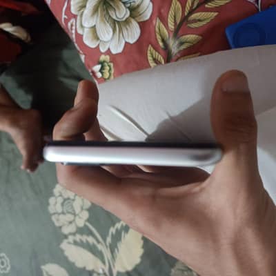 10 by 10 OPPO a16 only mobile  03277540599