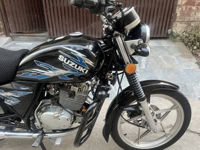 Suzuki GS 150 SE Just like new