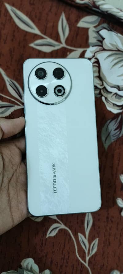 TECNO SPARK 30 PRO - 8/128