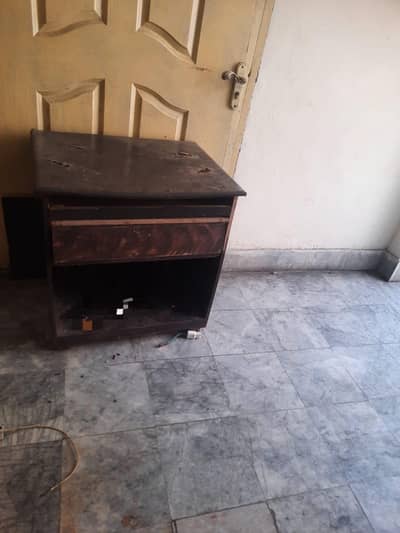 Wooden table for Sale