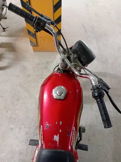 Unique 125, mOdel 2017