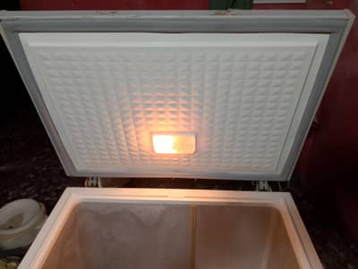 Dawlance Deep Freezer