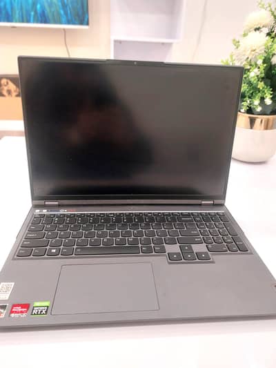 LENOVO LEGION PRO 5 R7-5800H RTX 3060 512GB/16GB 2.5K/165HZ