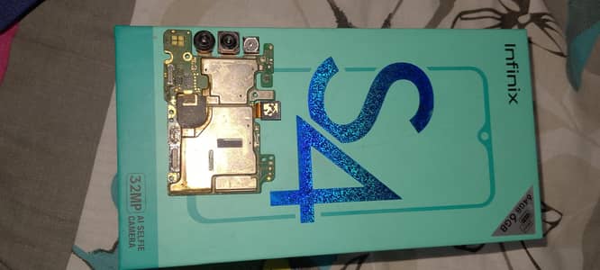 Infinix S4 bord hy