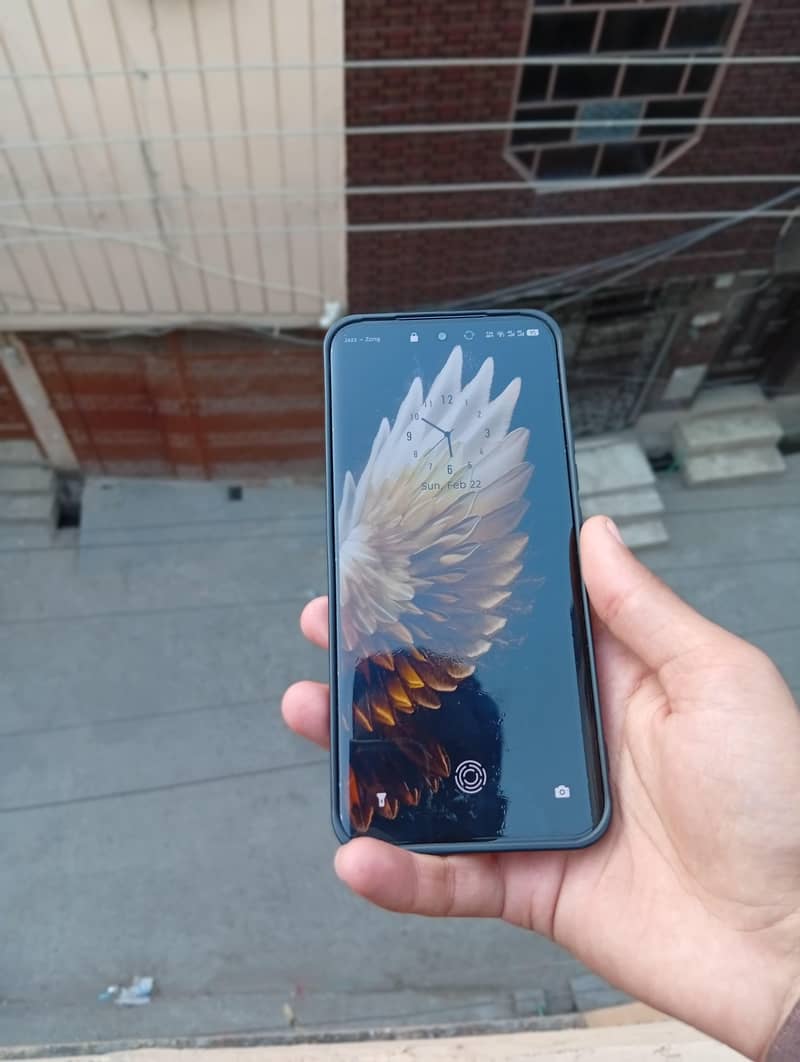 Techno spark 40 pro plus 5