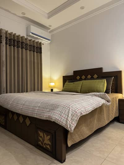 Wooden King Size bed set for sale