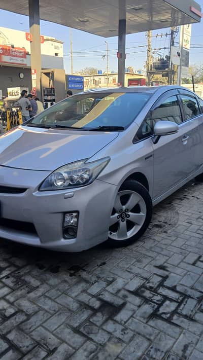 TOYOTA PRIUS S TOURING SELECTION 1.8