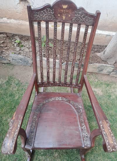 1 Rocking Chair