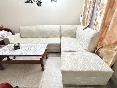 6 seater L shaped sofa for sale in good condition