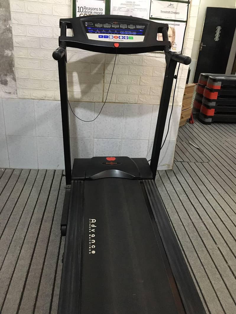 Electronic Treadmill 10/10 condition 2