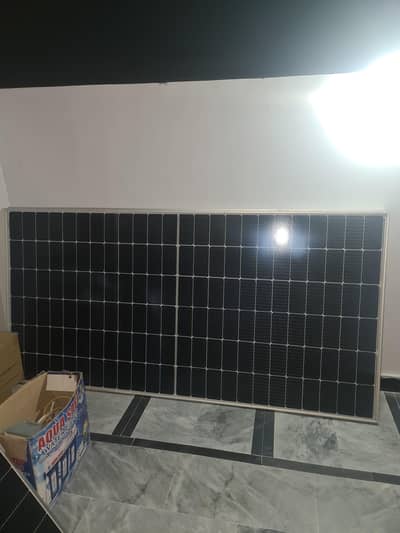 inverex 1.2kw aerox  with 2 solar panel 400w  phoenix tx 3500 bettery