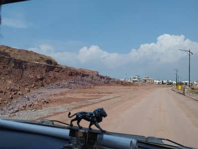 10 Marla Ideal Location Solid Land Back Open Plot With Stunning Hills View